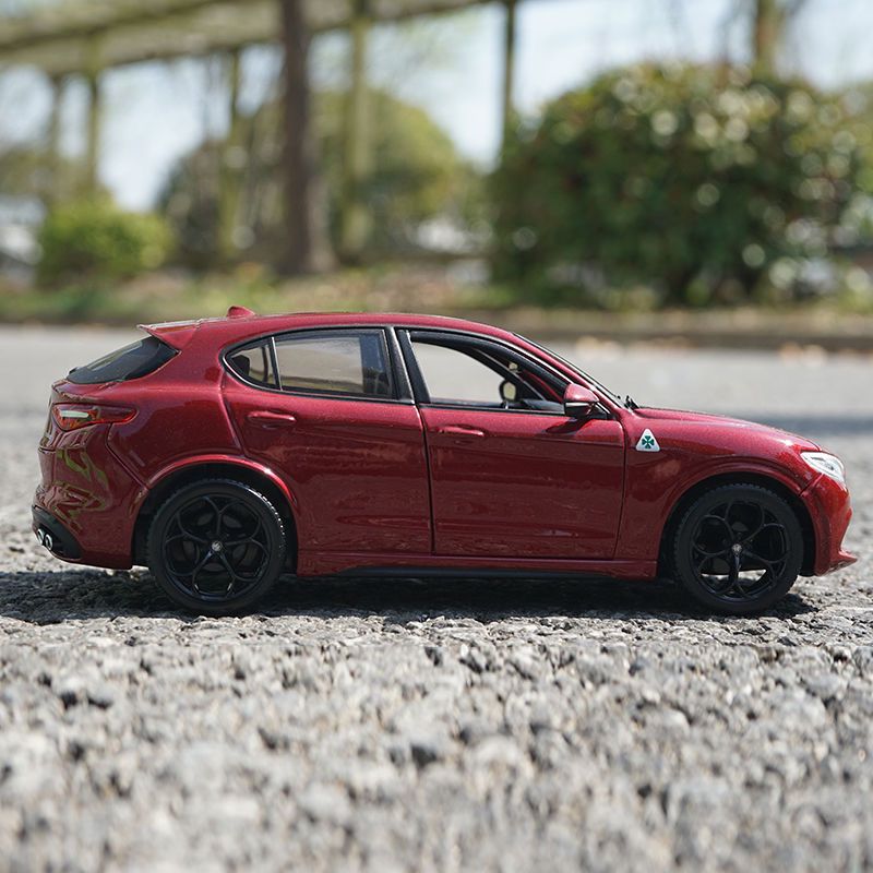 Bburago 1:24 Alfa Romeo Stelvi - Model Kit Alfa Romeo avis et prix